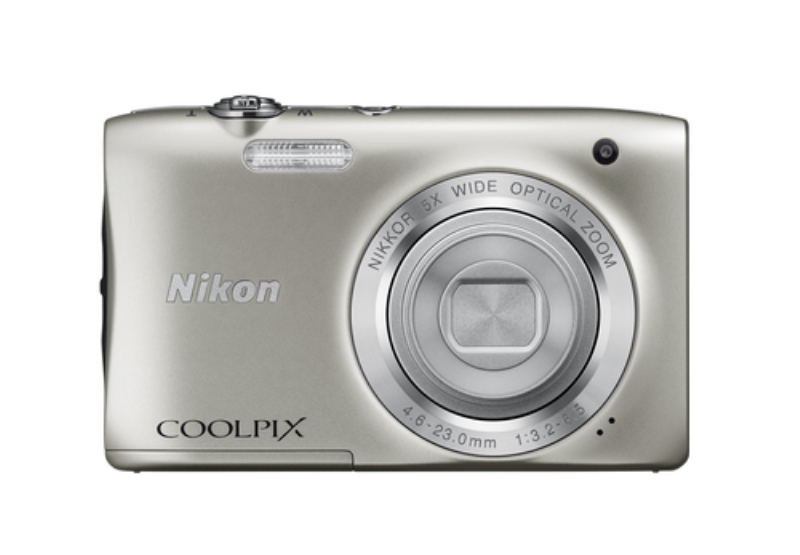 NIKO Fotocamera digitale Nikon S2900 20.1 mpx zoom 5x argento
